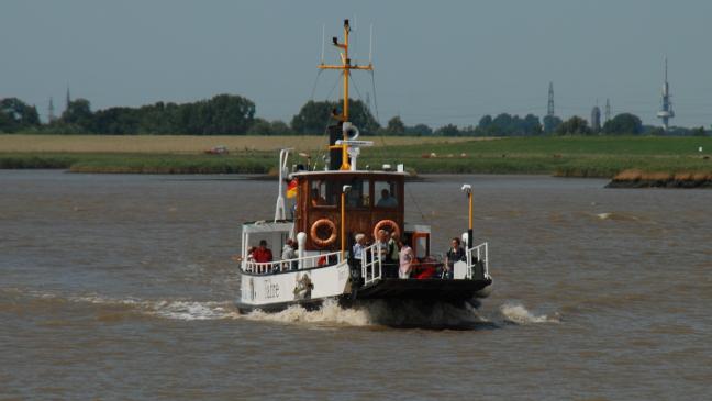 Emsfähre wieder unterwegs