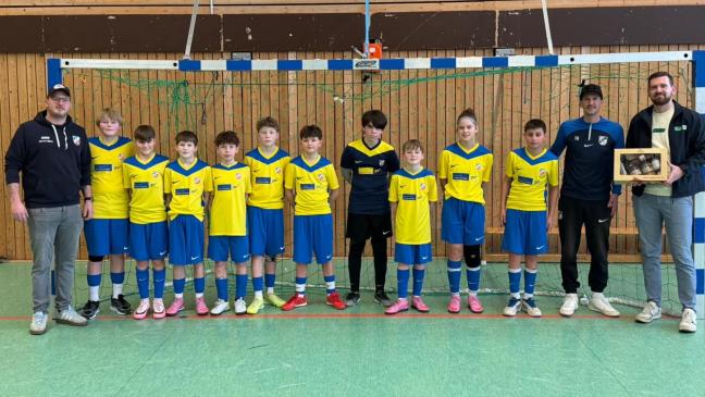 Neue Trikots bringen Weeners D-Jugend Glück