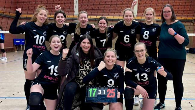 Plötzlich die Neue an der Seitenlinie