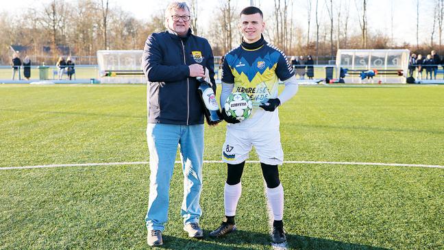 Steenfelder schießt Tor des Jahres
