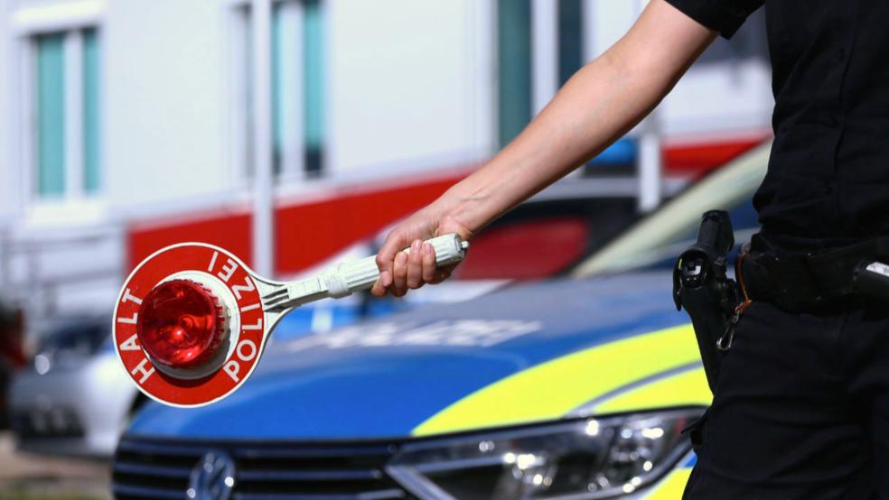 Bei einer Polizeikontrolle fiel ein Weeneraner unangenehm auf. © RZ-Archiv