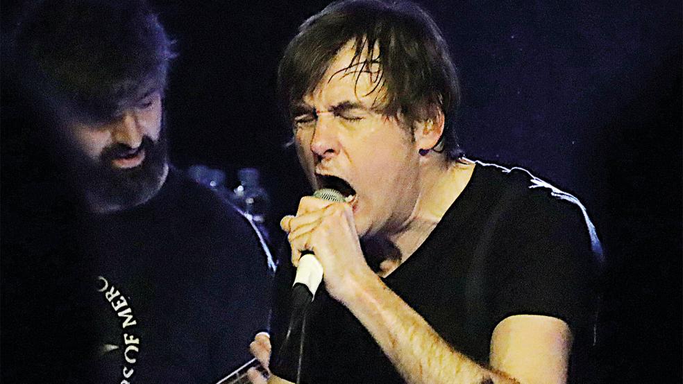 Sänger Mark »Barney« Greenway (Napalm Death) in seinem Element.  © Foto: Ammermann