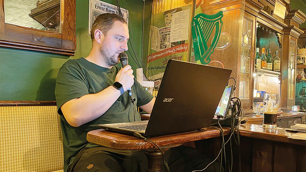 Neben der Diskothek »Limit« in Ihrhove betreibt Tim Kerkhoff auch den »Mulligan’s Pub« in Leer.  © Foto: NDR