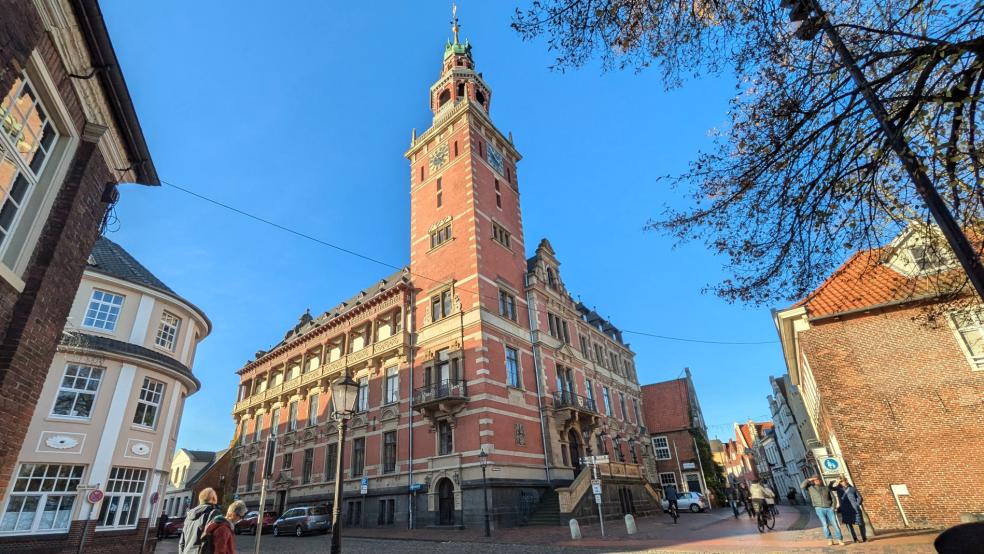 Der tätliche Angriff ereignete sich am Freitag im Rathaus der Stadt Leer. © Foto: Szyska