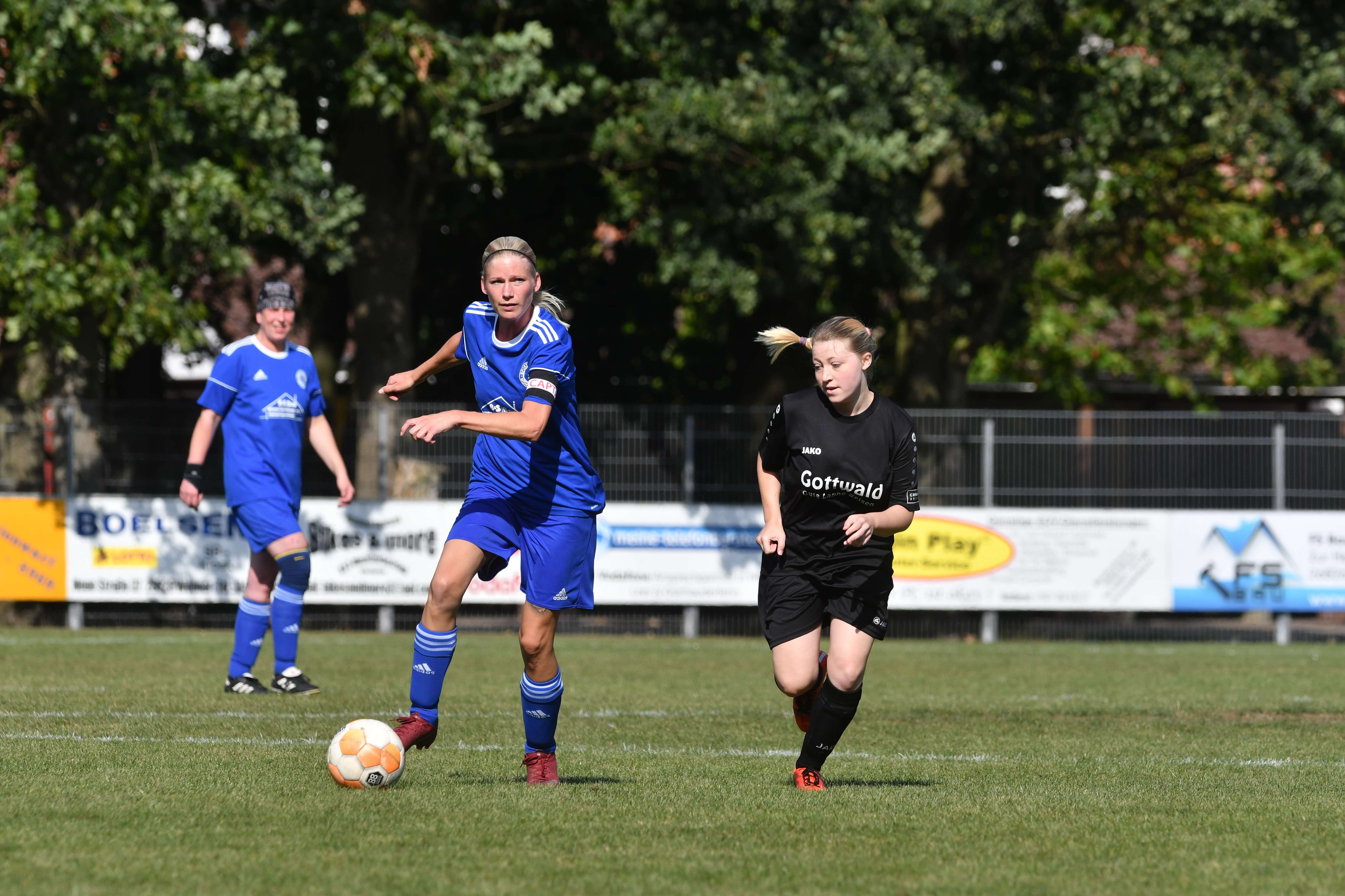 Die dritte Frauenmannschaft der Sportfreunde Möhlenwarf besiegte den SV Ems Jemgum II mit 8:0. © Bruins