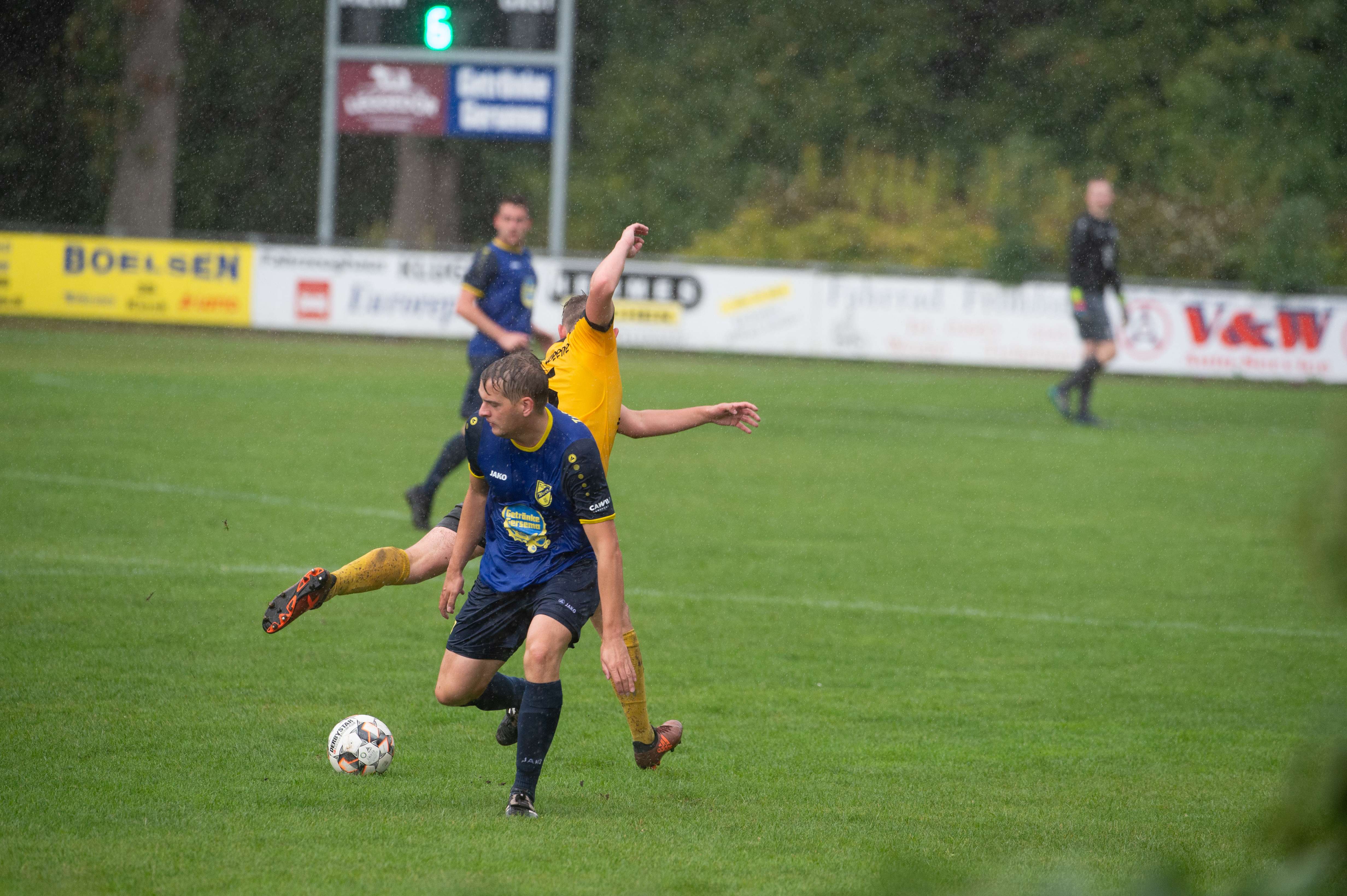 Weener unterlag den Gästen aus Weene mit 2:3. © Hilbrands
