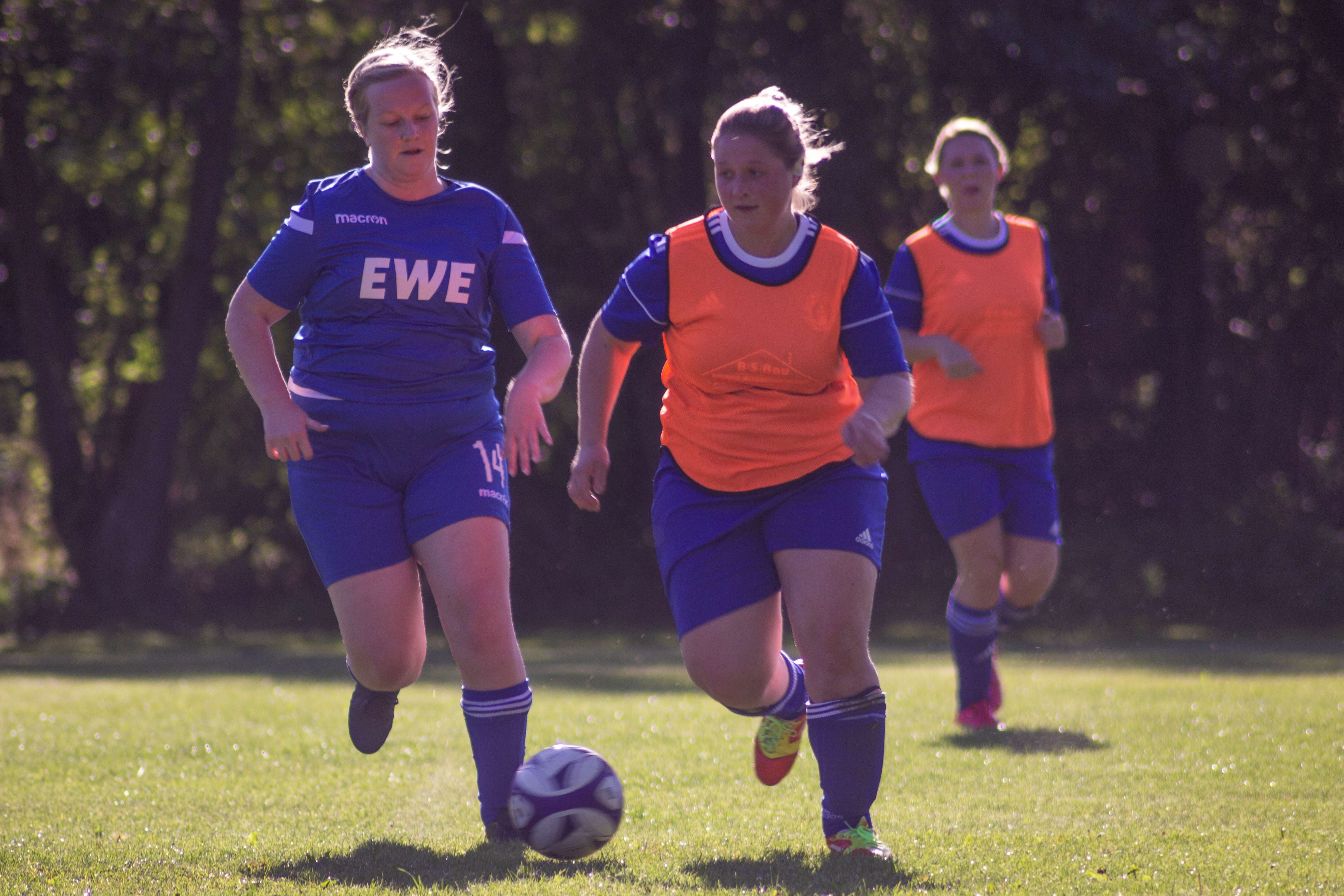 Die SG Heidjer SV gewann auf heimischem Rasen gegen Möhlenwarf III. © Ostendorp