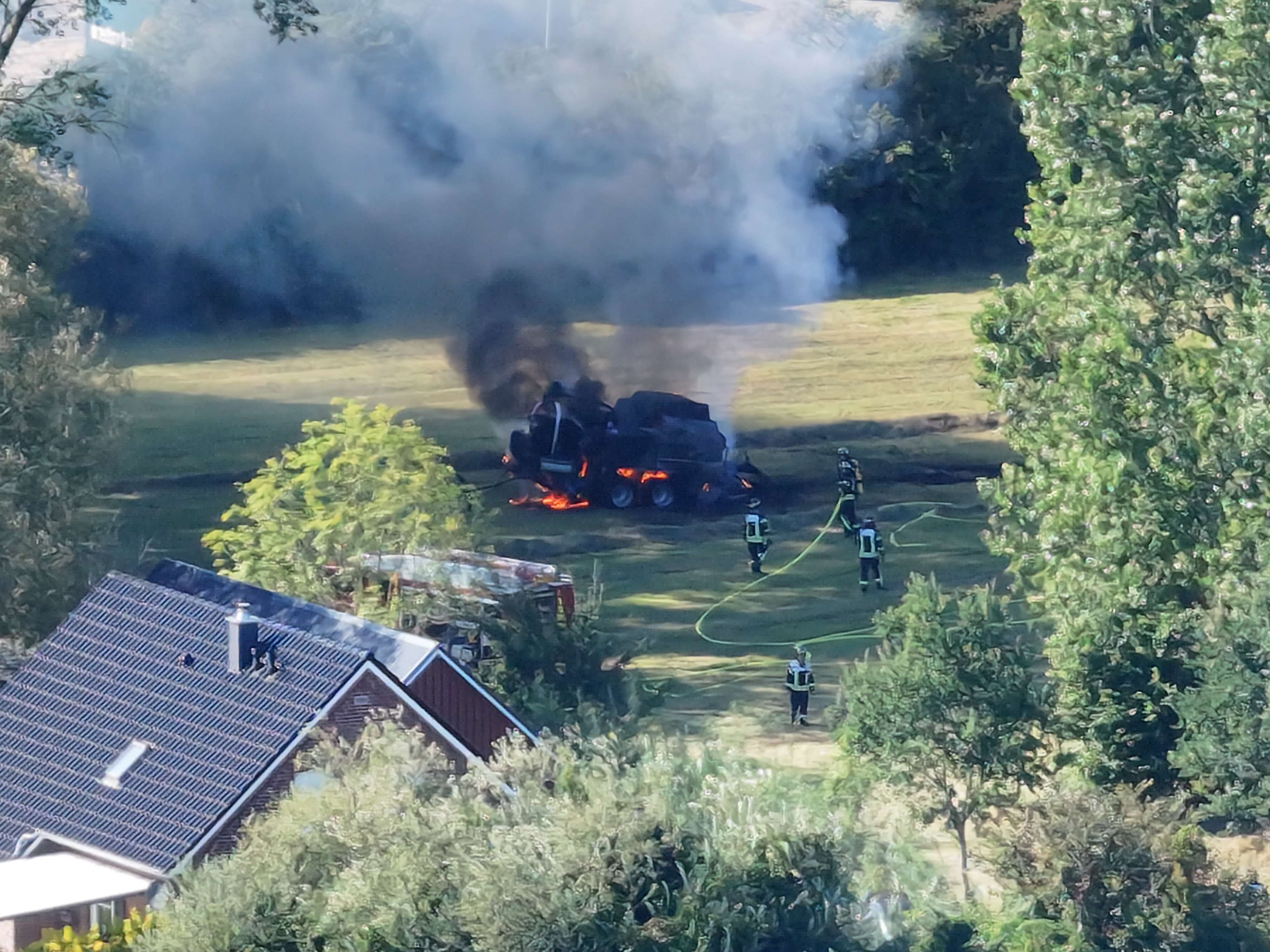 Die Presse hatte plötzlich Feuer gefangen. © Battermann/Horizont Fotos