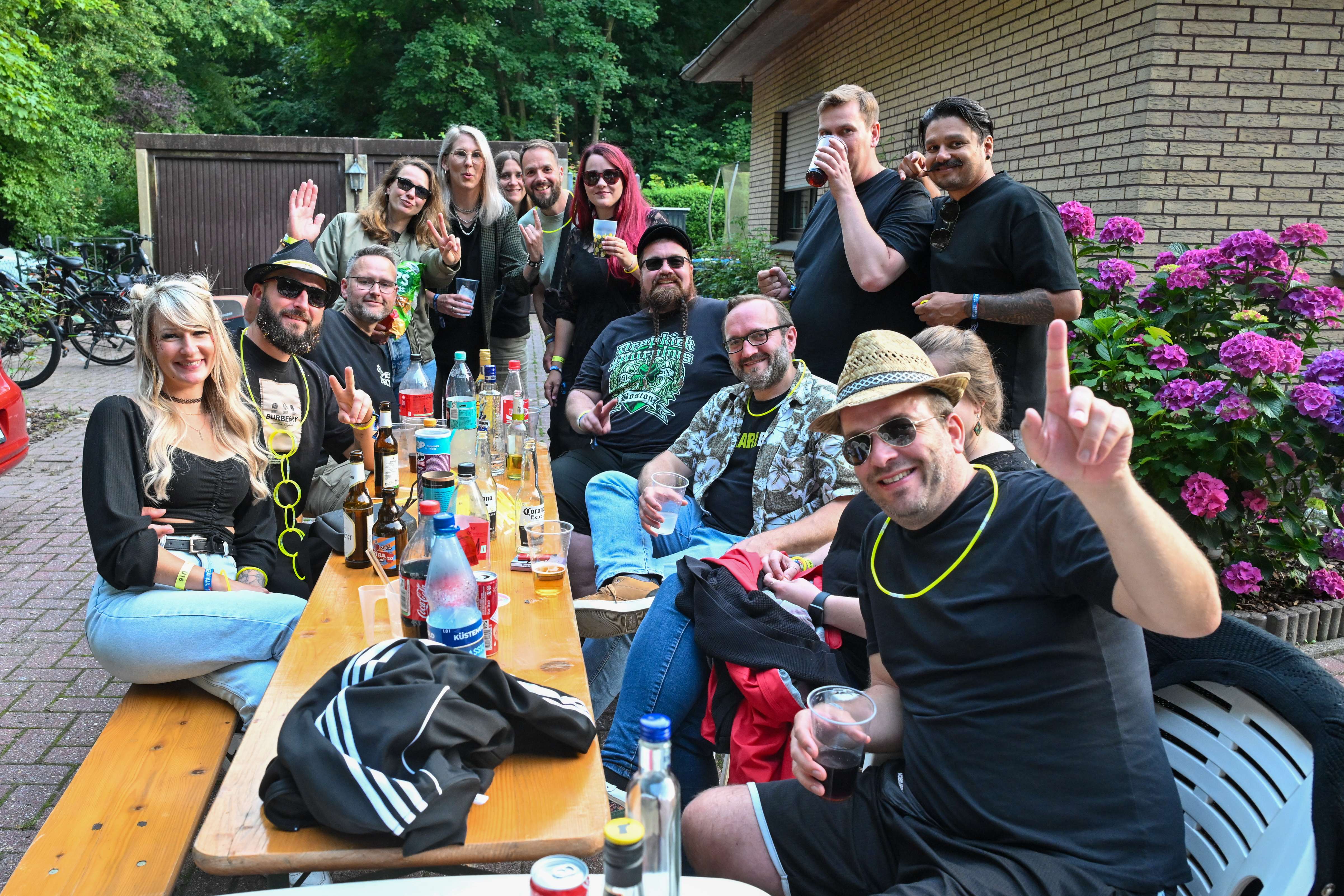 Auffahrtparty an der Heidjer Straße 13 - Wir sind natürlich auch mit dabei. © Bruins